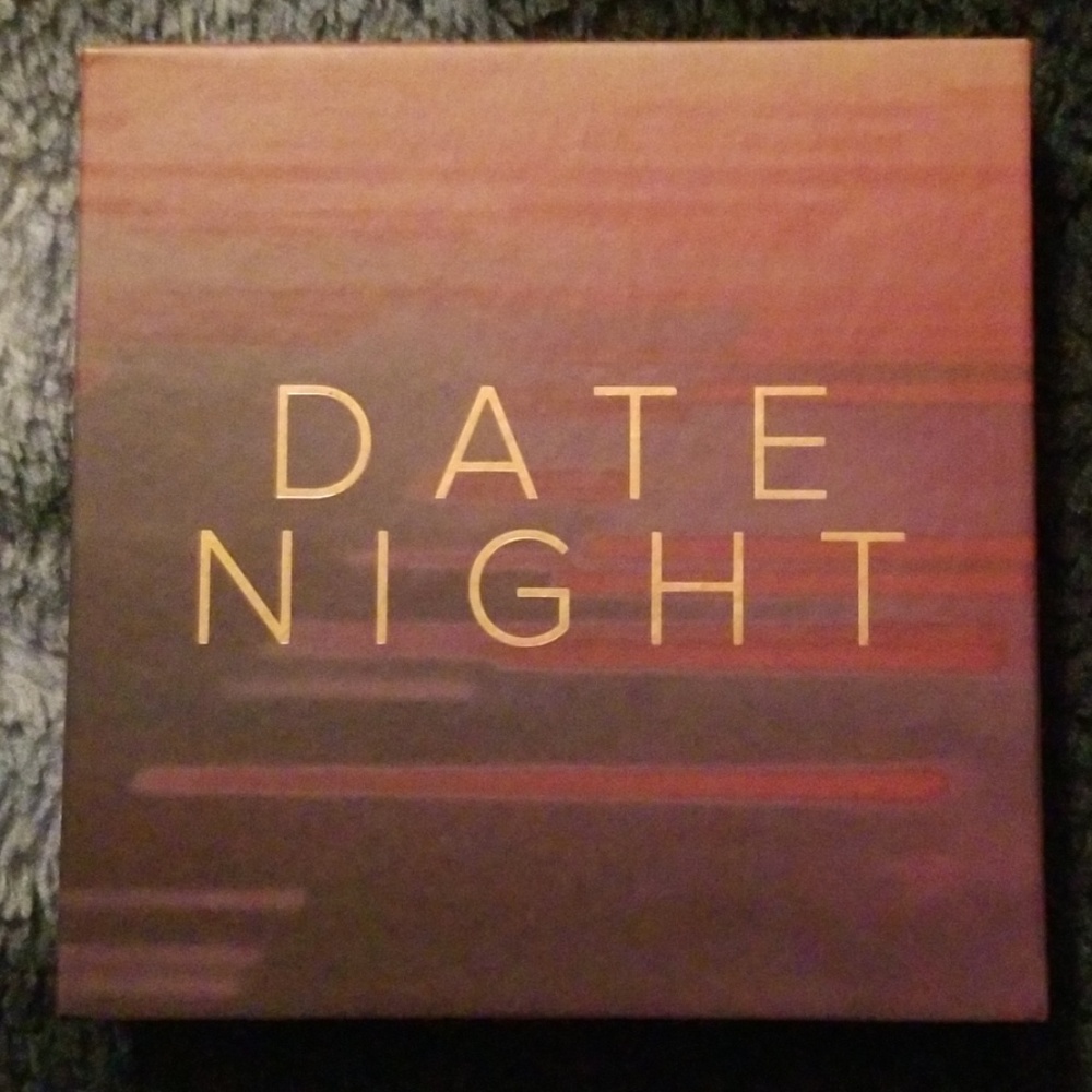 Date Night Eyeshadow Palette